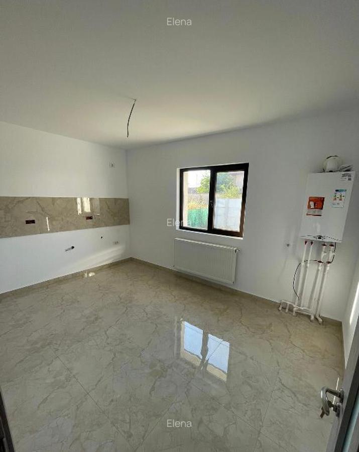 Casa cu teren generos|locatie foarte buna - 4