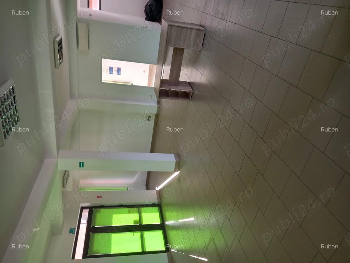 Spatiu comercial si birouri,600m - 3