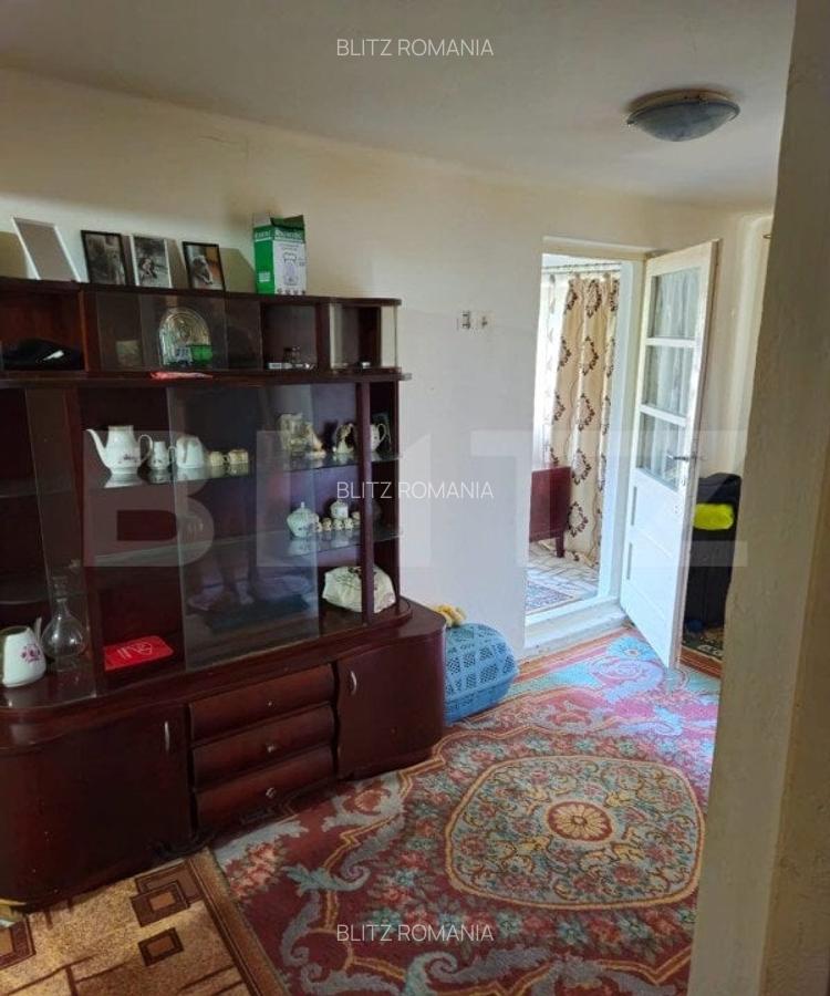 Casa spatioasa cu livada, intr-o zona linistia la 20 km de Targoviste - 8