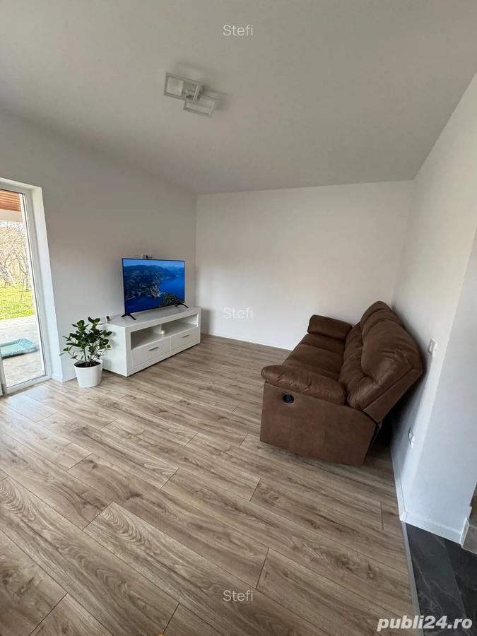 Proprietar, persoana fizica, vand jumatate de duplex in vatra satului, Sanandrei - 6