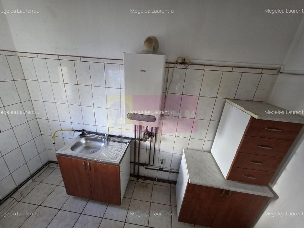 Casa de vanzare cu 3 camere in Campina - 22