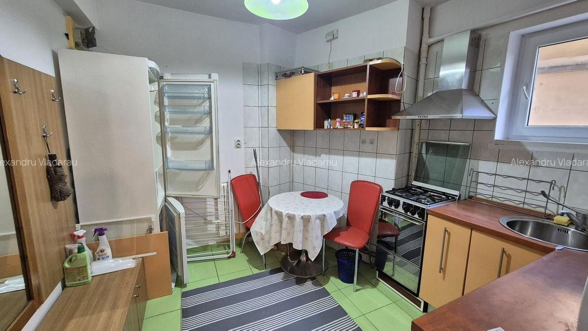 Apartament cu 2 camere - piata Romana - 5