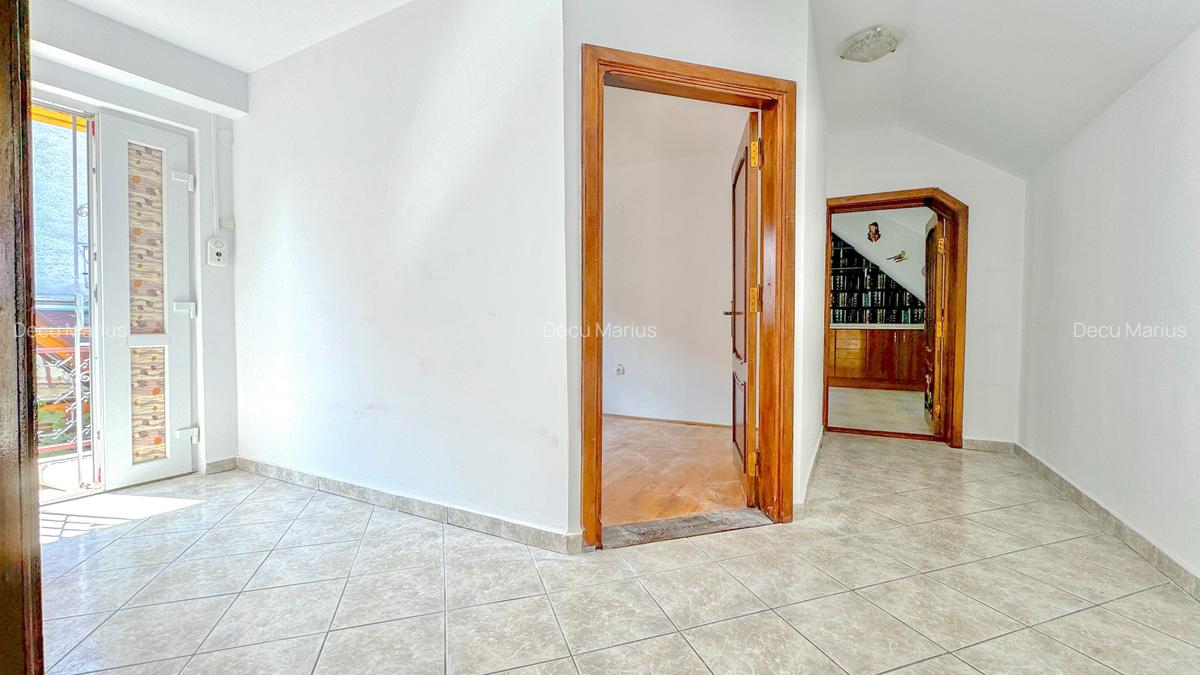 Apartament cu 3 camere semidecomandat, mobilat în Blumăna - 11