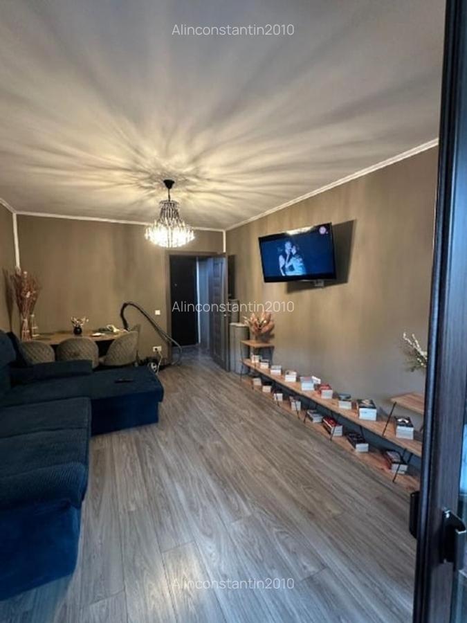 Apartament cu 3 camere decomandat în Central - 3