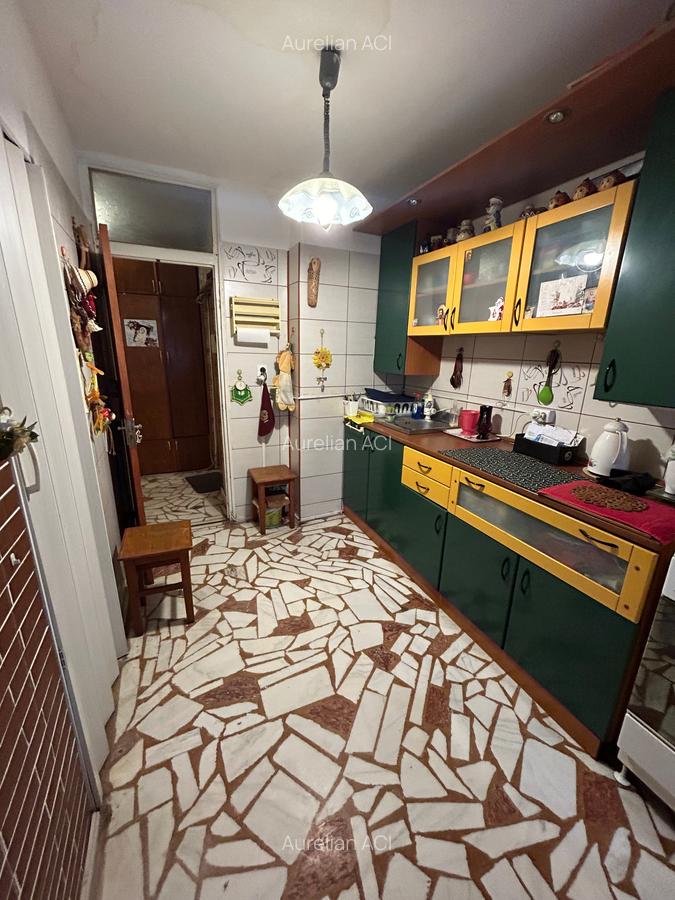 Aviatiei Nicolae Caramfil,2 balcoane, 2 Gr sanitare, 80 mp - 14