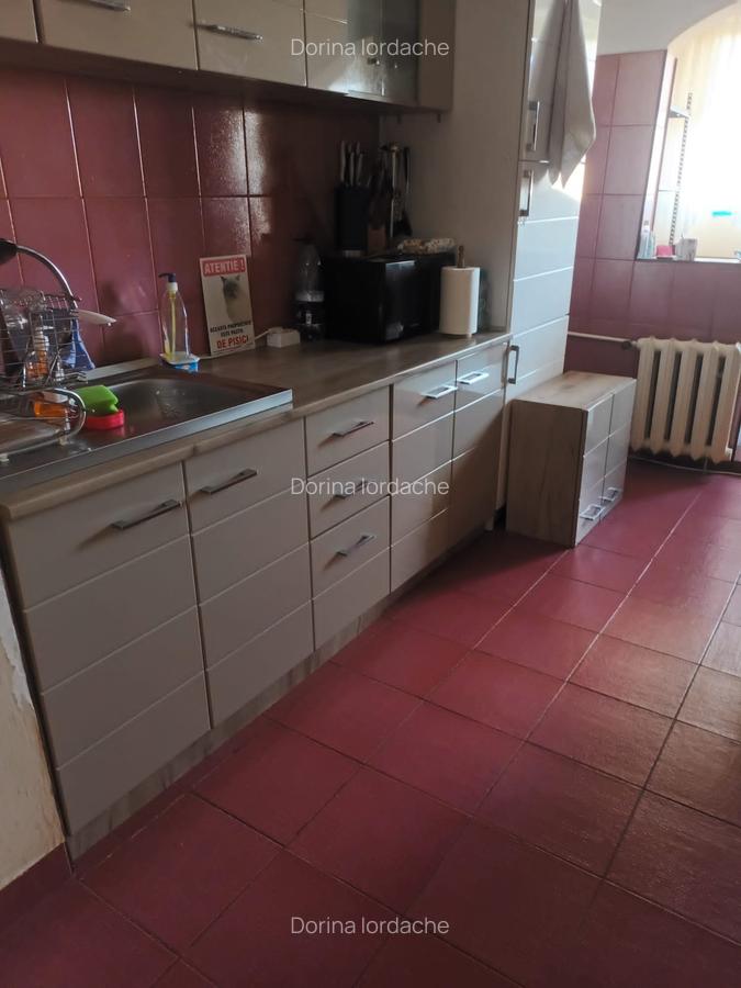 Apartament 4 camere etaj 6/8 cu 2 bai ,2 balcoane si boxa la subsol. - 21