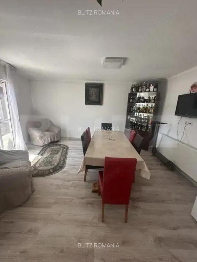 Casa de vanzare cu 3 camere, 120mp, zona semicentrala. - 3