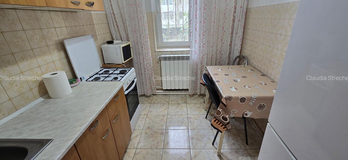 Spitalul Judetean, apartament 2 camere, parter,centrala gaz,parcare, termen lung - 9