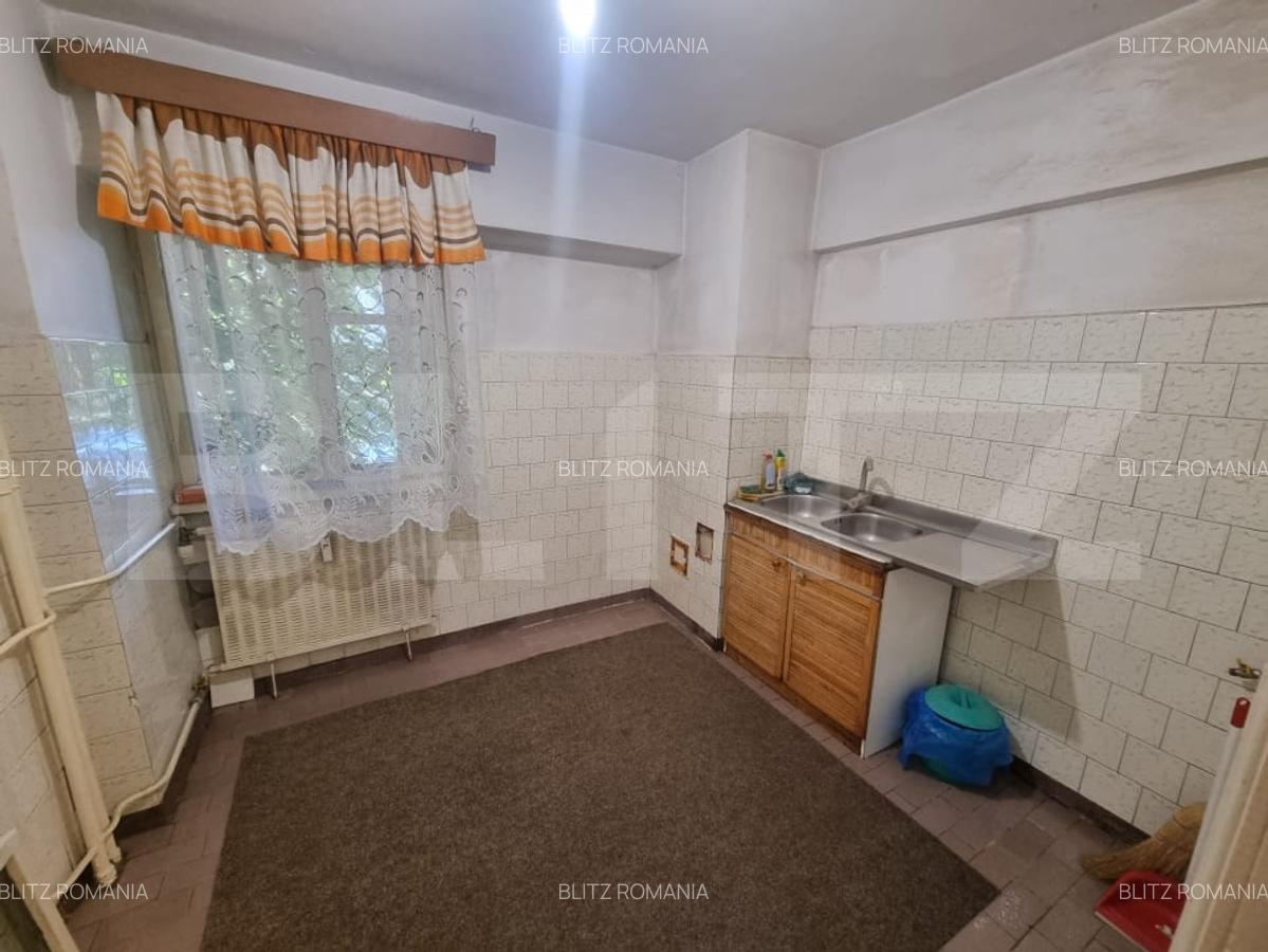 Apartament 4 camere decomandate, Rovine Zona Posta - 6