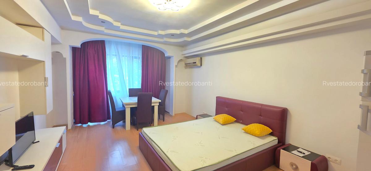 Pipera/Divani/Scoala Americana/Studio 45 mp/Parcare/ - 1