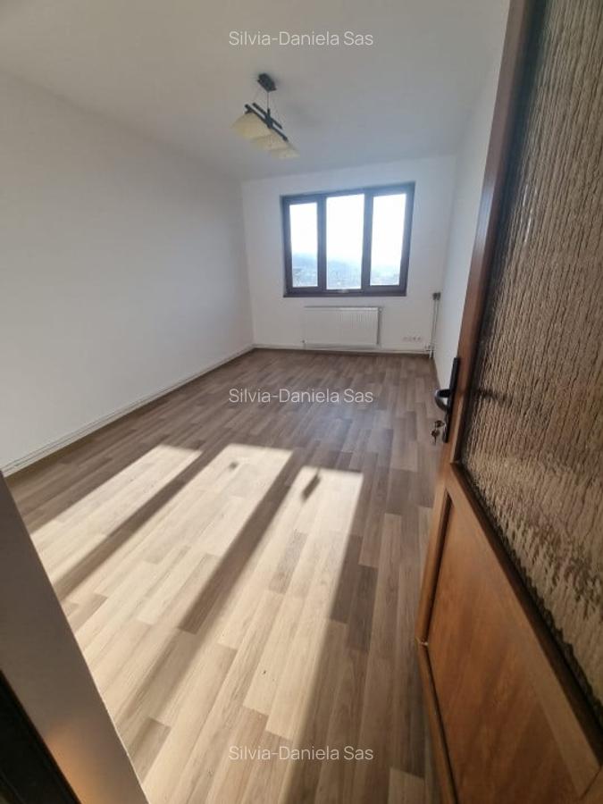 Casă individuală cu 6 camere în Iris - 9