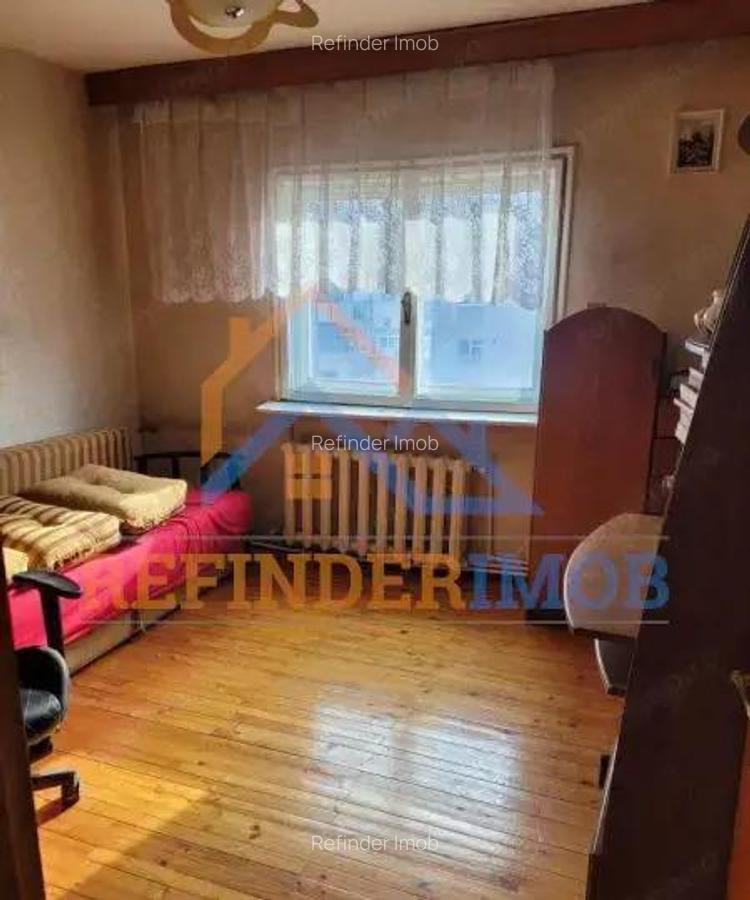 Vanzare apartament 3 camere zona 13 Septembrie - Parc Sebastian - 1