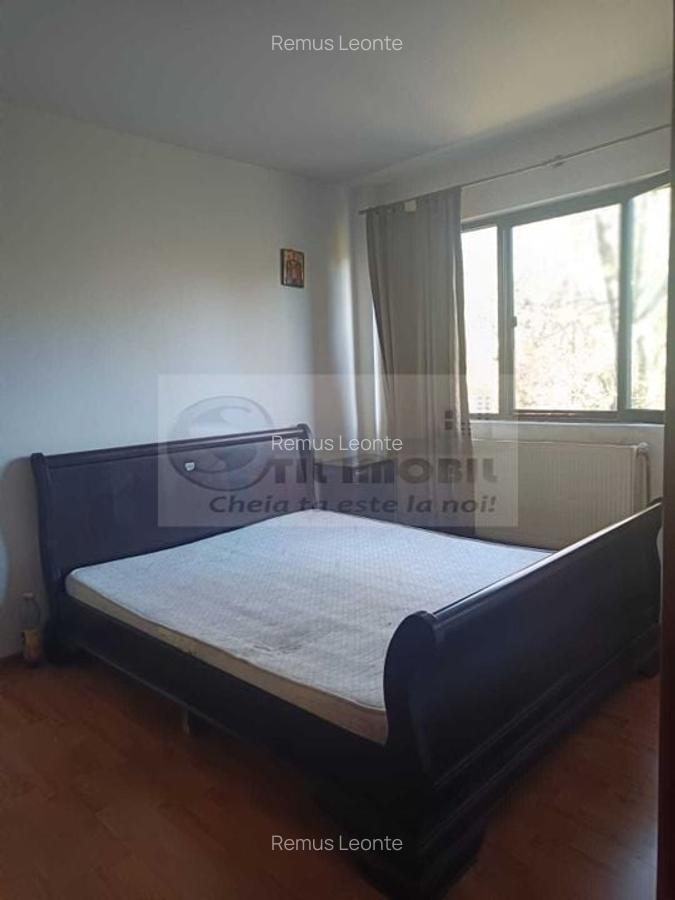 Apartament 2 camere, 52 mp, 3/4, Podu de Piatra - 96.000 euro ! - 5