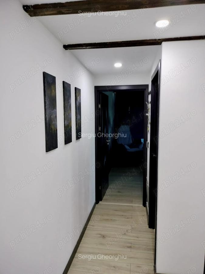 Vand apartament semidecomandat 4 camere, 2 bai, semidecomandat - 1