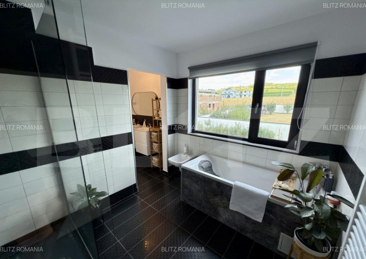 Casa Moderna, Bucov, Pe Deal - 35