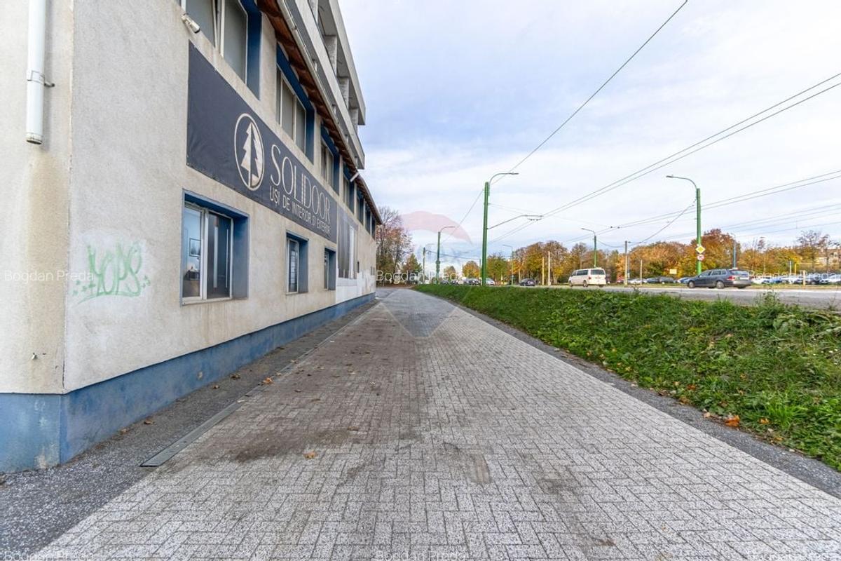 Oportunitate investitie-Cladire cu autorizatie hotel si teren BRASOV - 13