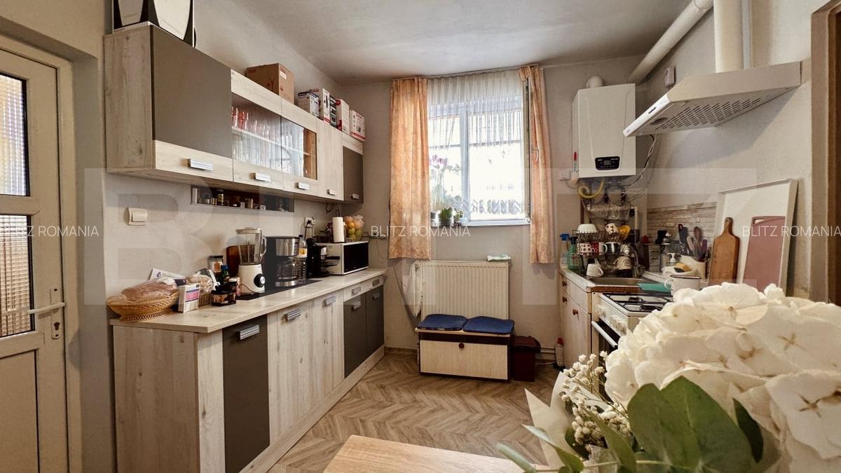 Apartament cu 3 camere la curte comuna, central, 2 parcari, centrala gaz - 5