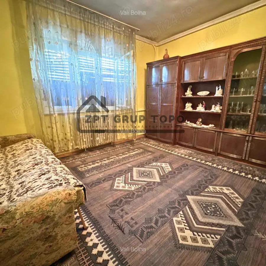 Casa de vanzare in centrul localitati Gurbediu. - 6