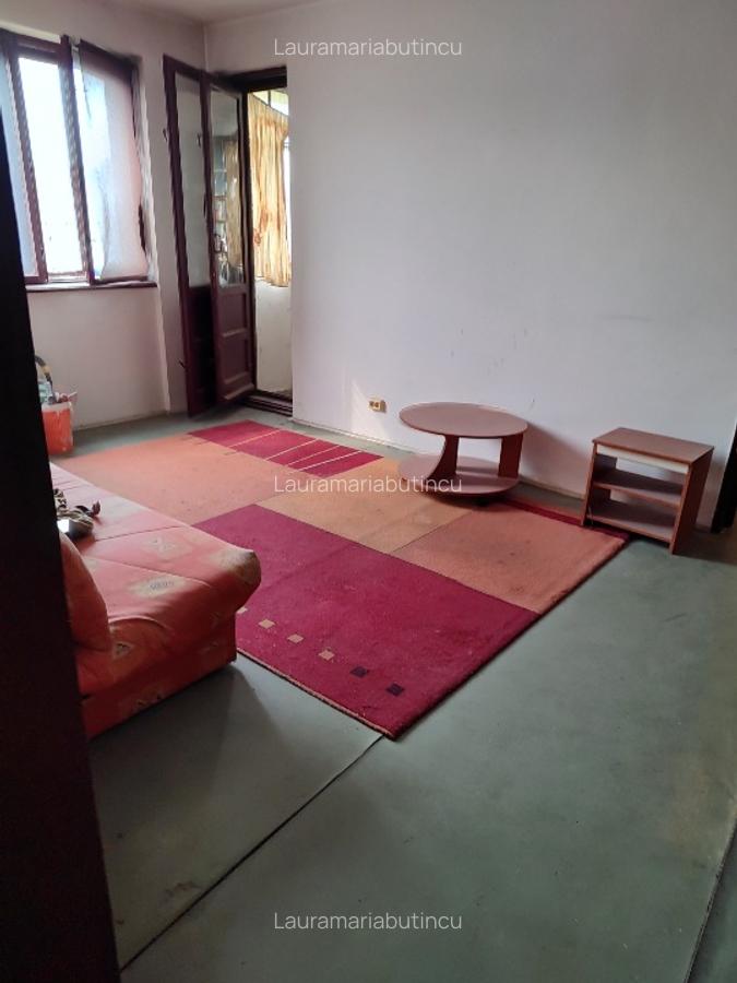 De vânzare ap.2 camere, semidecomandat, de renovat - 6