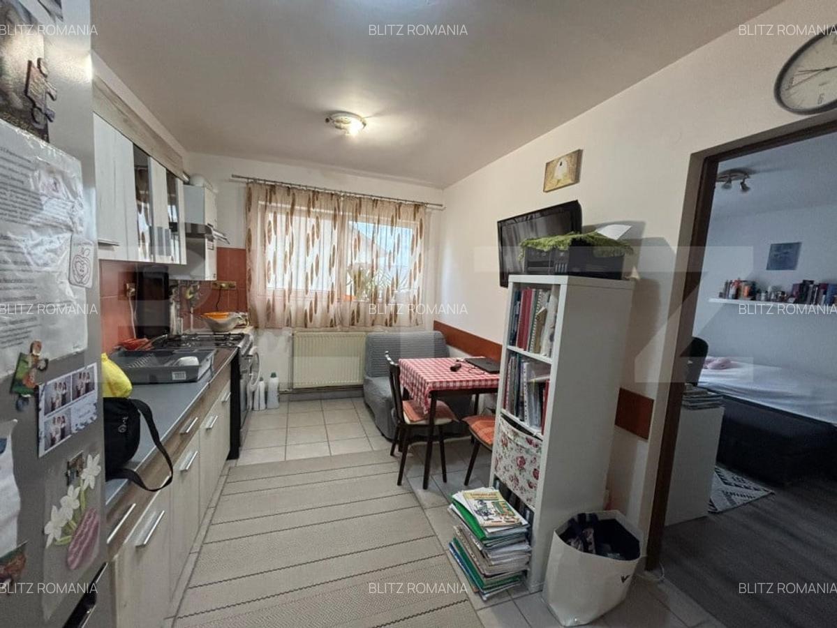 Vanzare apartament, 2 camere in suprafata de 47 mp, zona Dumbrava 2. - 2