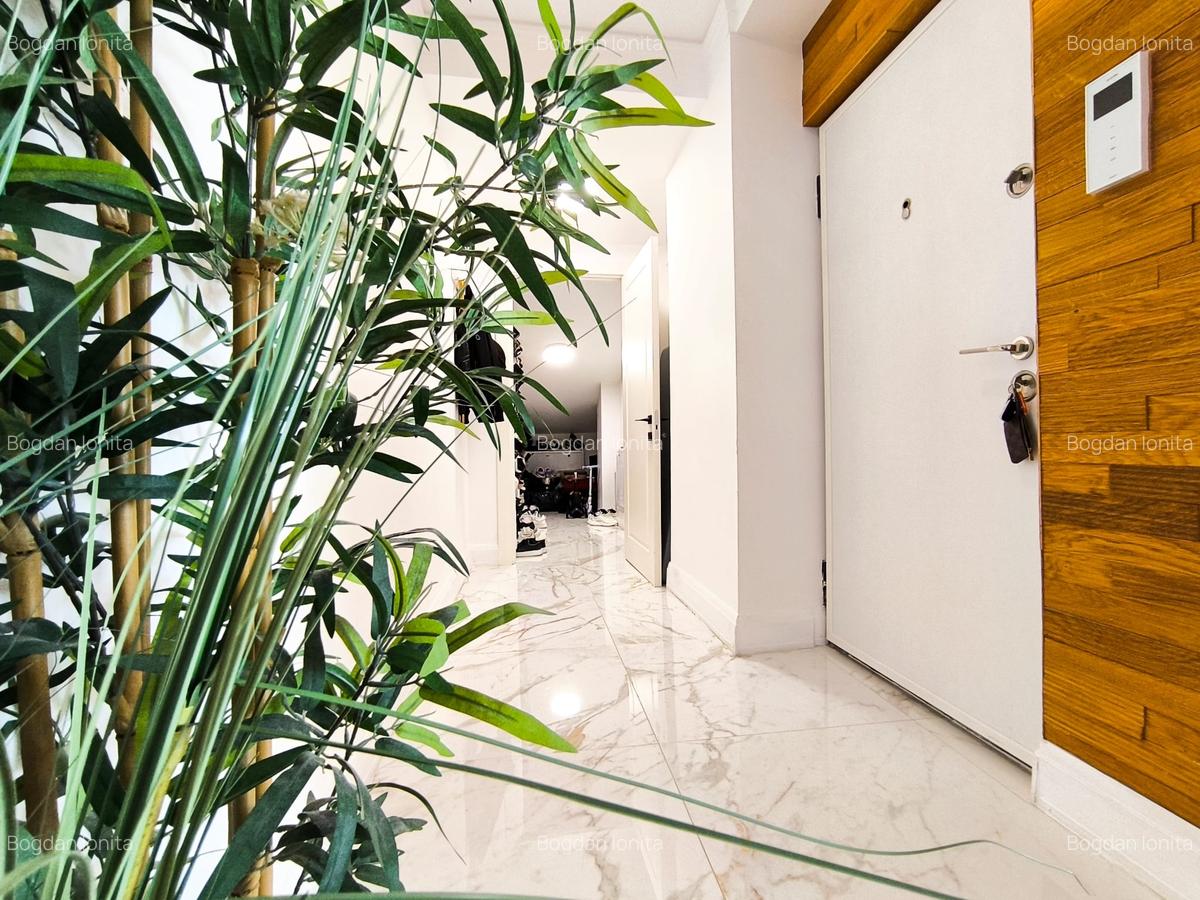 Penthouse cu 5 camere decomandat, mobilat în Băneasa - 9