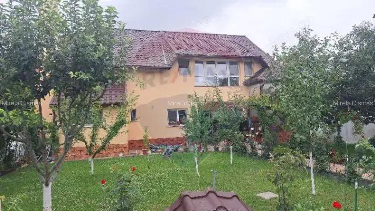 Vila impunatoare in Cartierul Func?ionarilor - 3