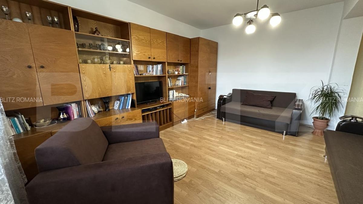 Apartament decomandat cu trei camere si doua bai, zona Iosia - 2