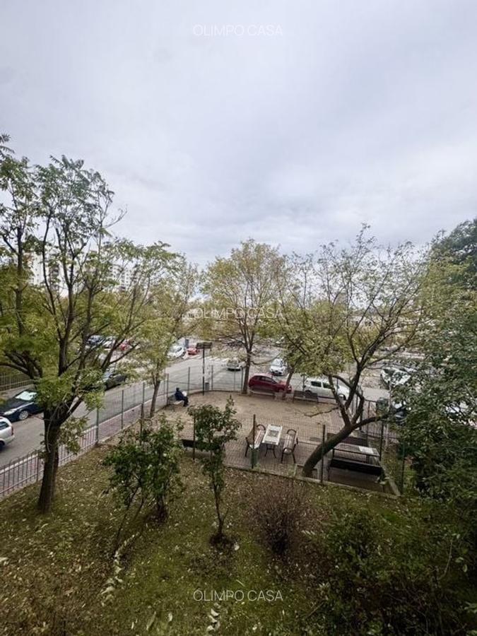 Apartament 3 camere zona Fizicienilor - 11