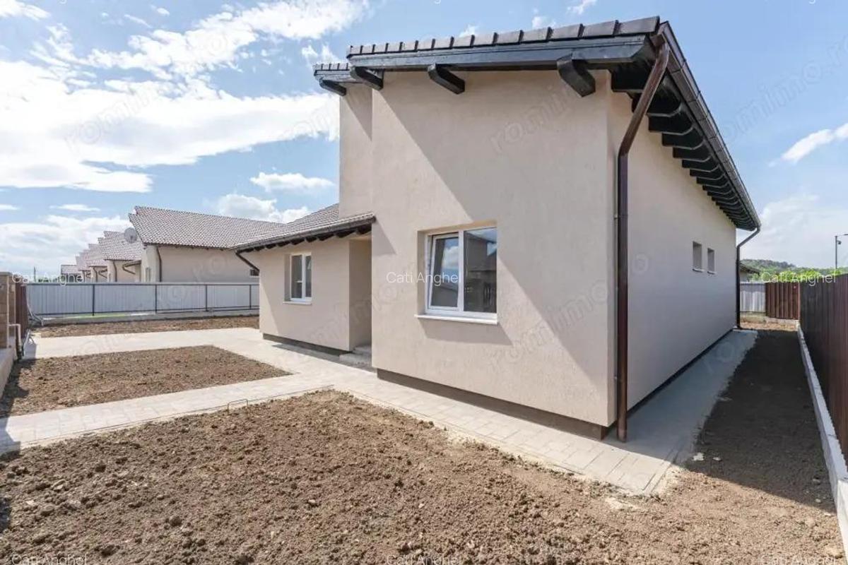 Casa pe parter | utilitati complete | predare in iulie 2025 - 11