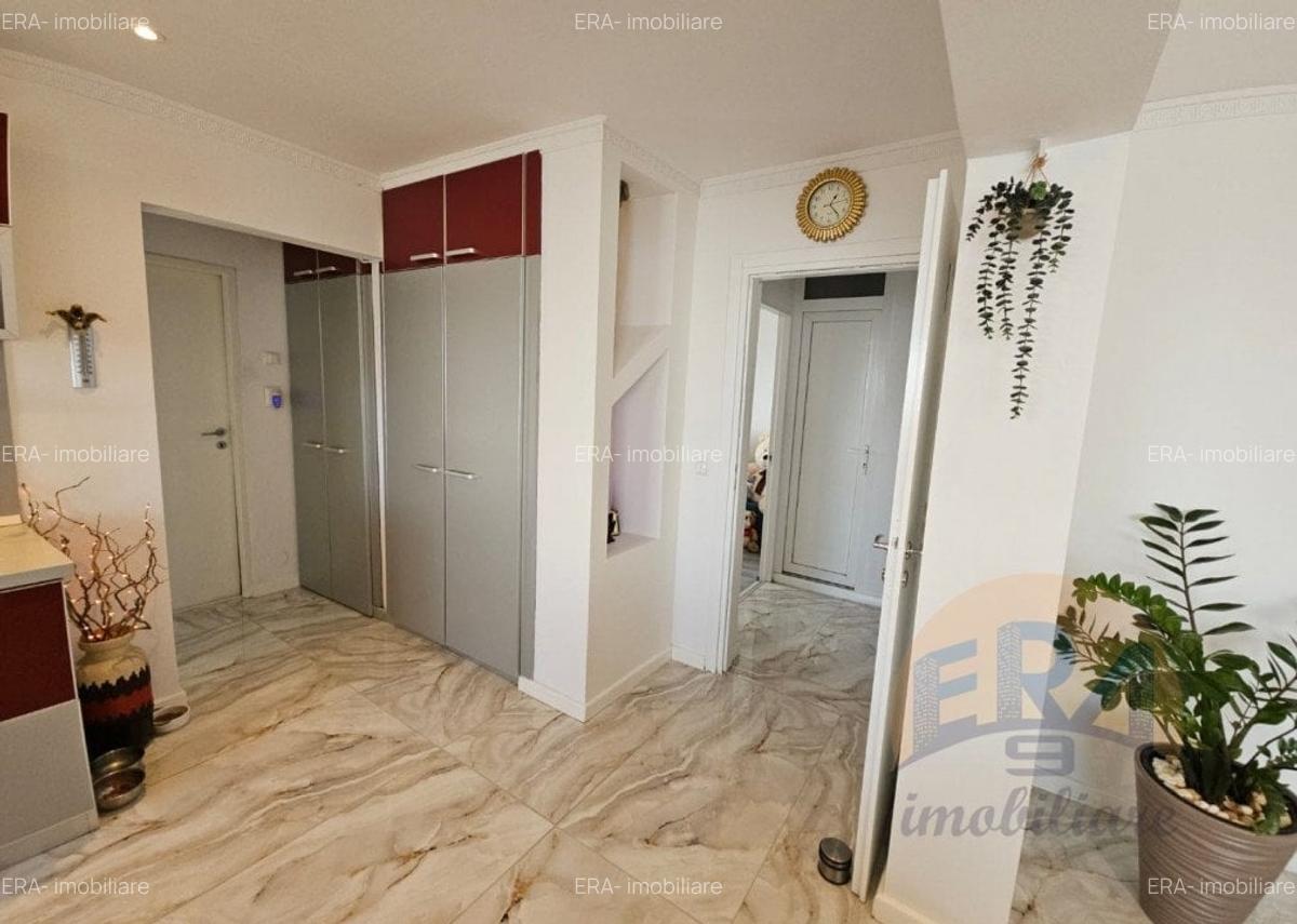 Apartament cu 3 camere semidecomandat, mobilat în Rogerius - 11
