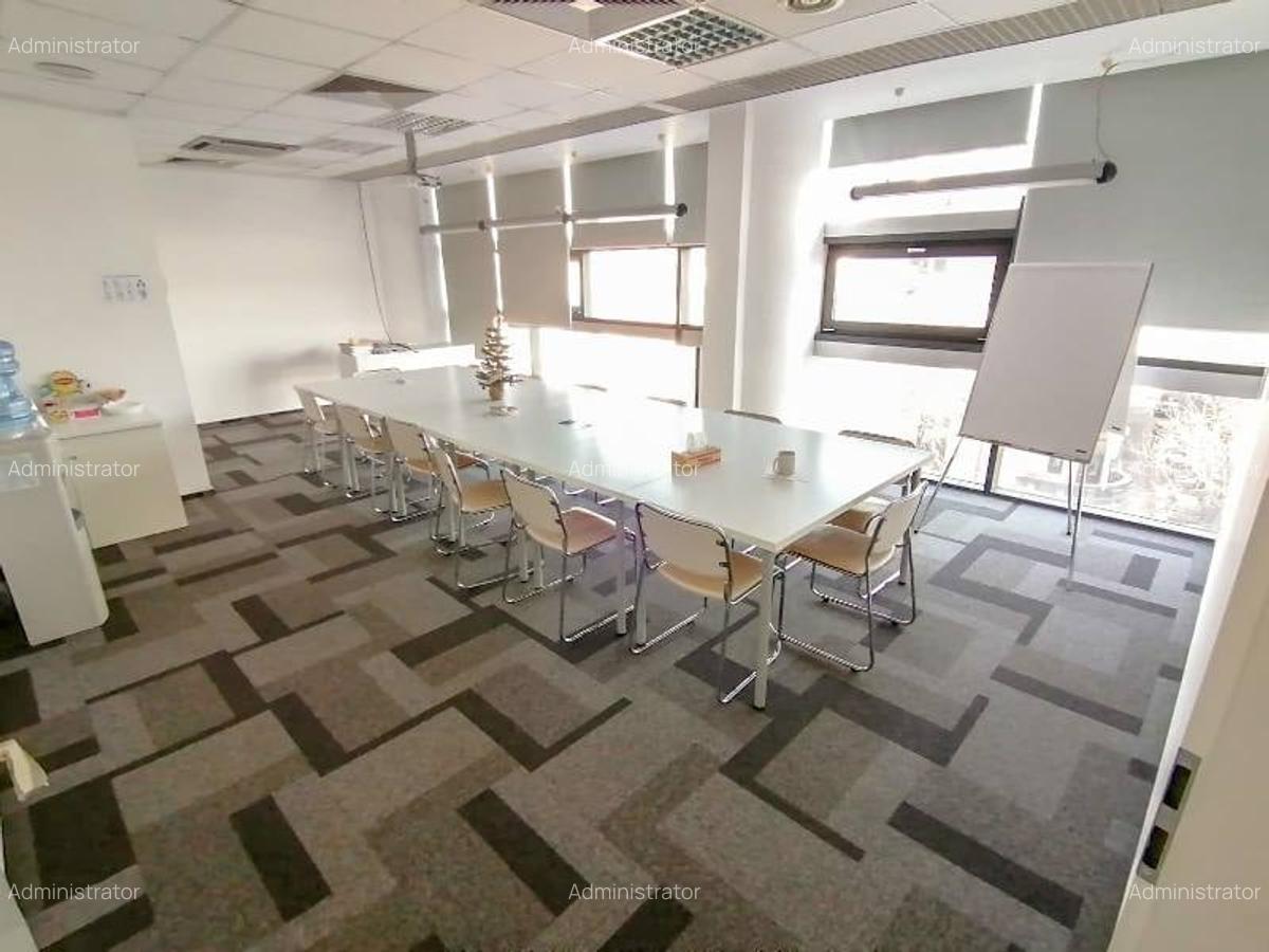 Pallazo Italia, Universitate, 573 mp  0% comision! - 3
