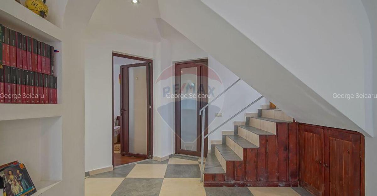 Pensiune cu 7 camere in Moieciu | TOATE UTILITATILE | COM... - 17