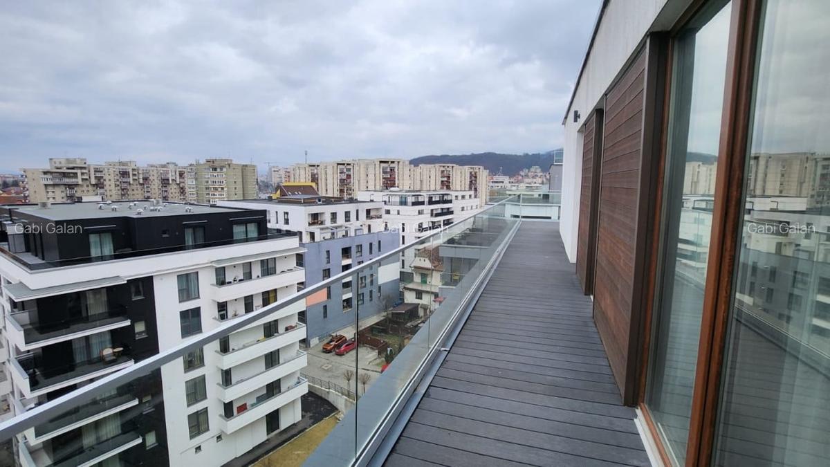 Apartament cu 3 camere decomandat, mobilat în Cetatea - 15