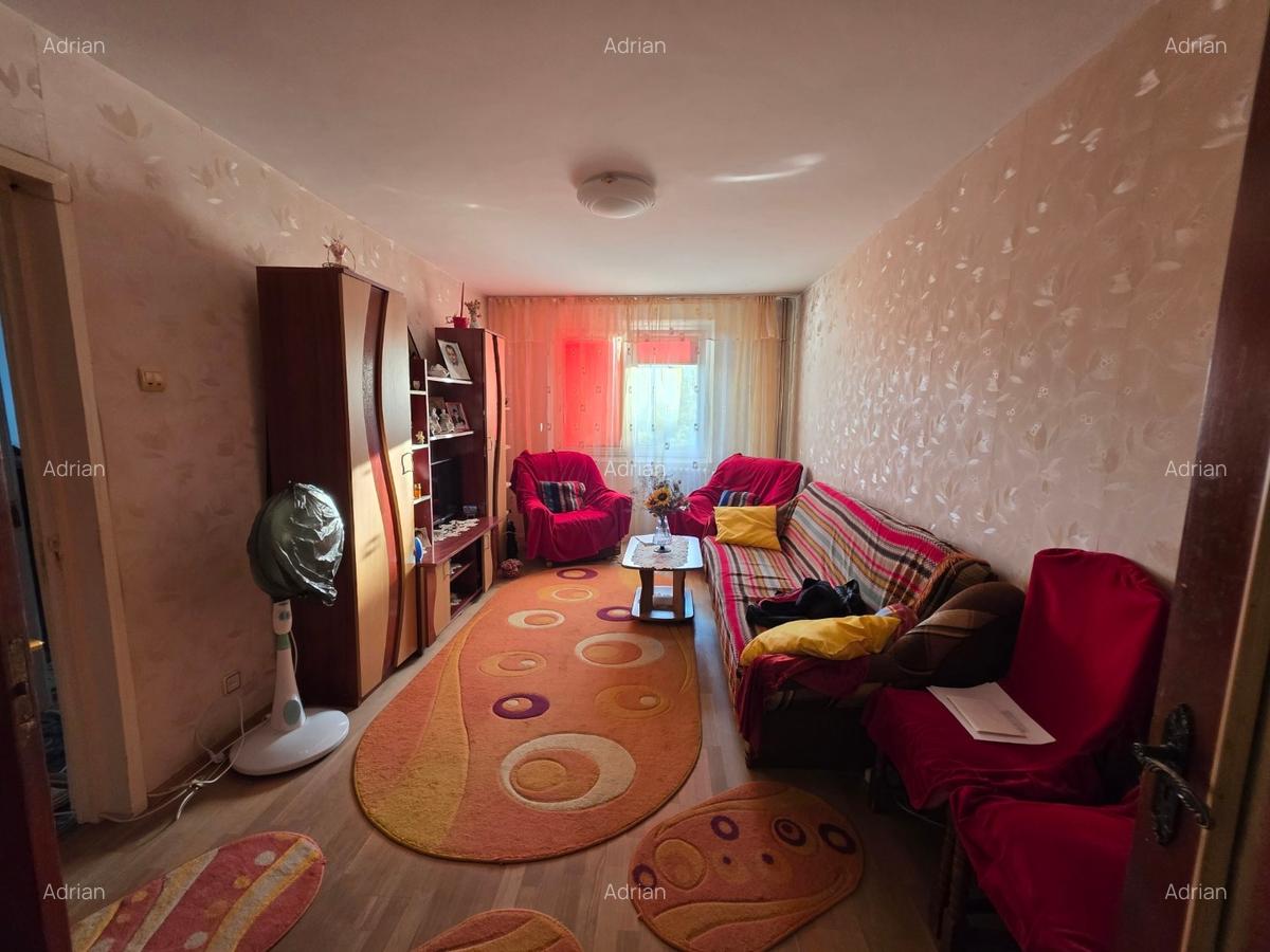 1 Decembrie 1918, 15 minute metrou, Auchan, bloc 1980, 2 gr sanitare, - 10