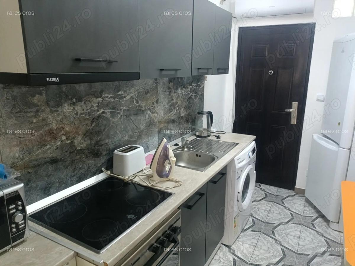 Inchiriez ap 2 camere separate cetate - 1