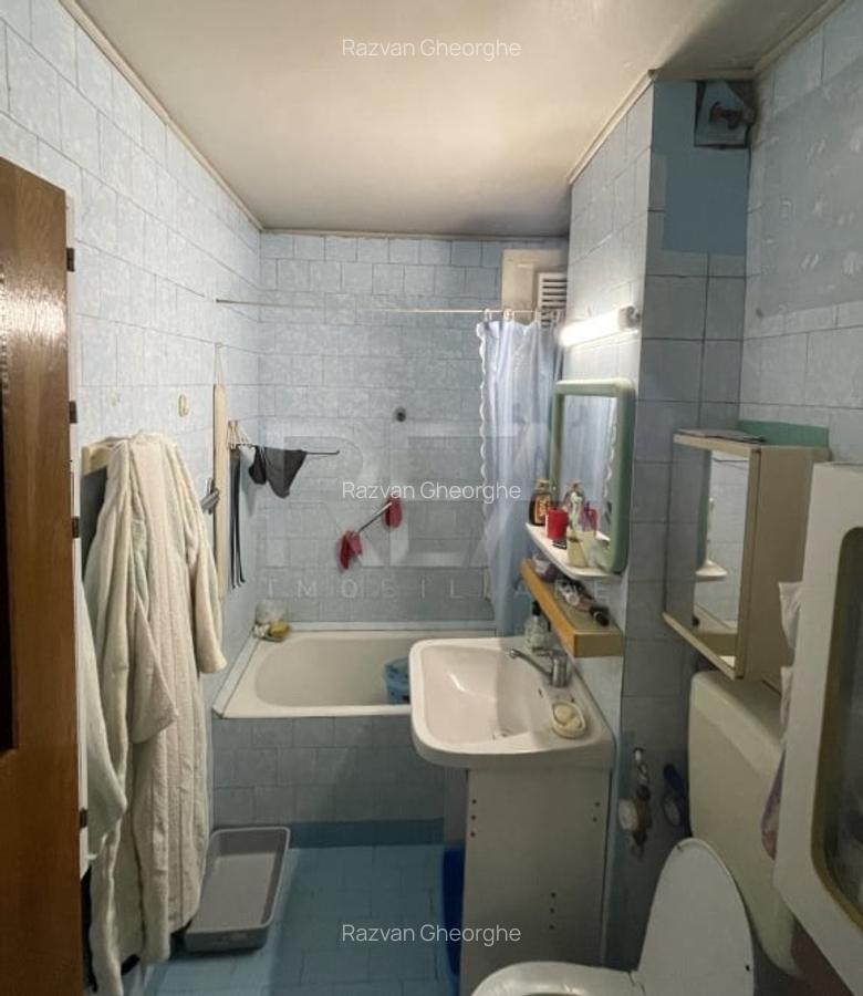 Apartament cu 3 camere Tei - 6