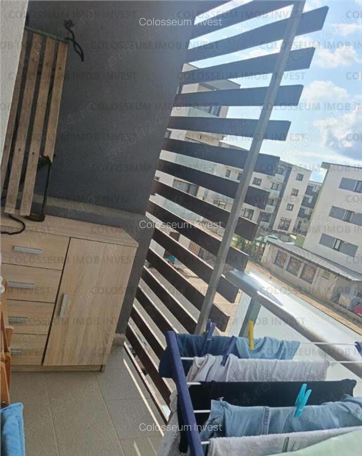 Apartament cu 3 camere , decomandat - zona Ghimbav - 3