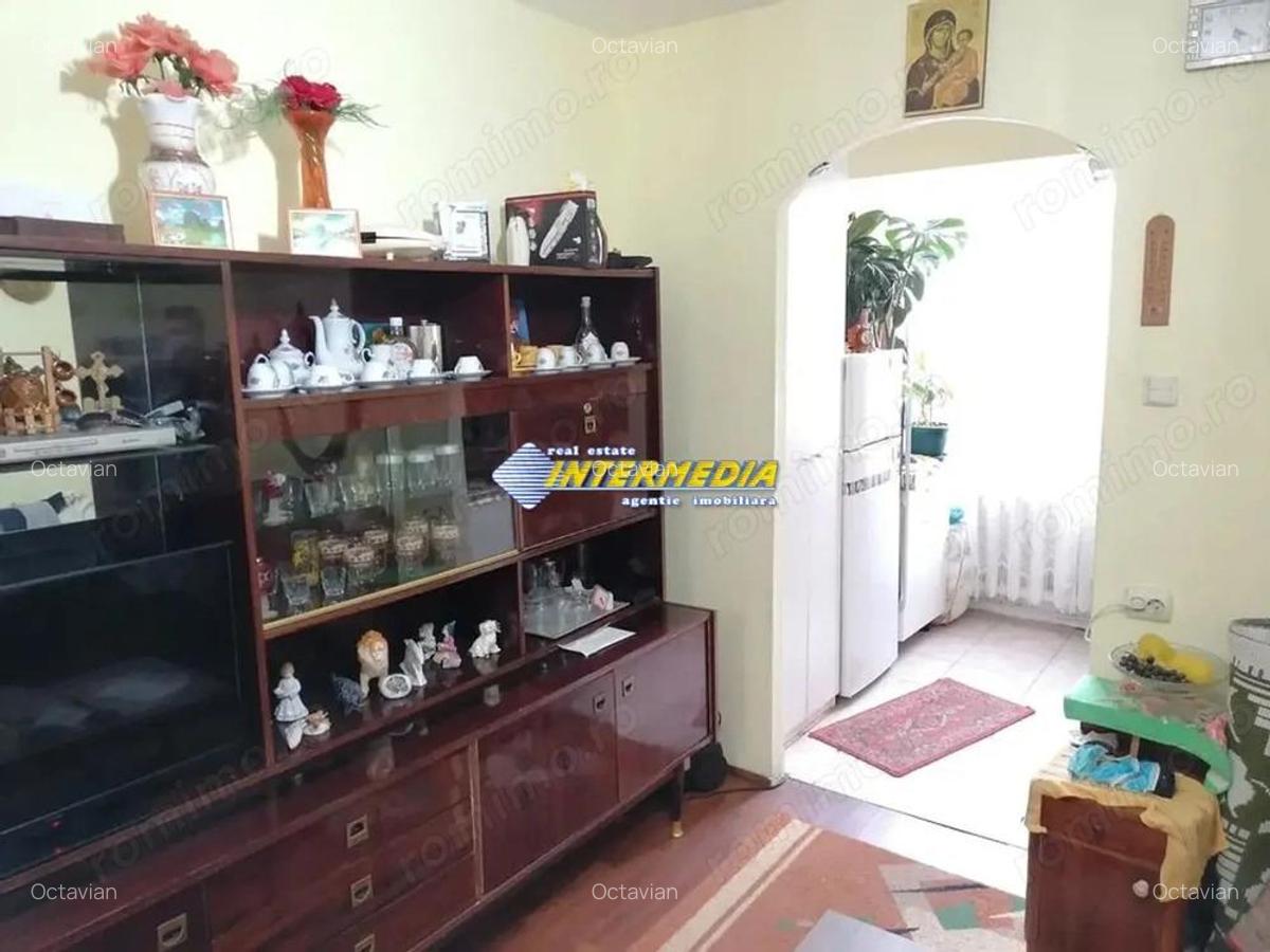 Garsoniera de vanzare in Cetate Alba Iulia etaj intermediar mobilata si utilata - 4