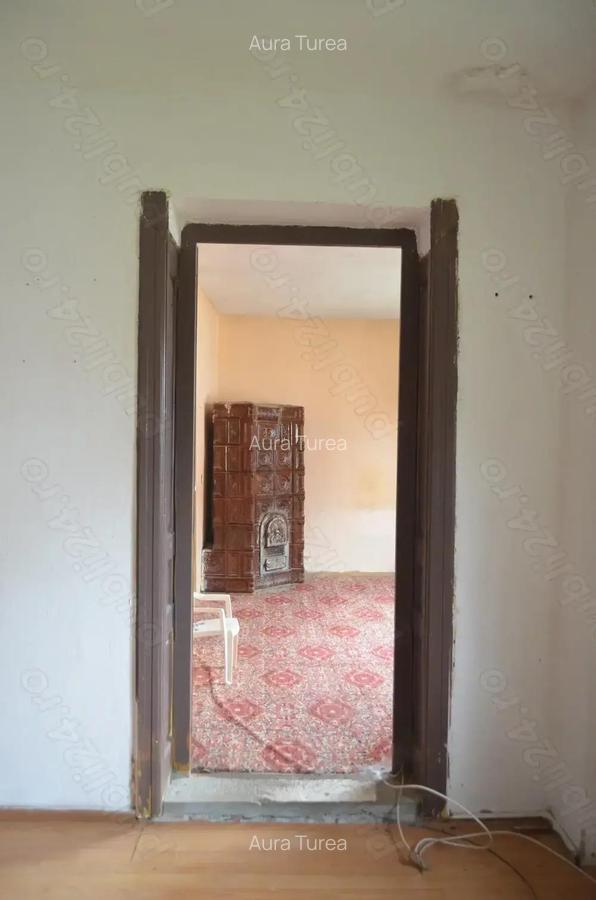 Bran-Casa de locuit cu 3 camere si teren - 7