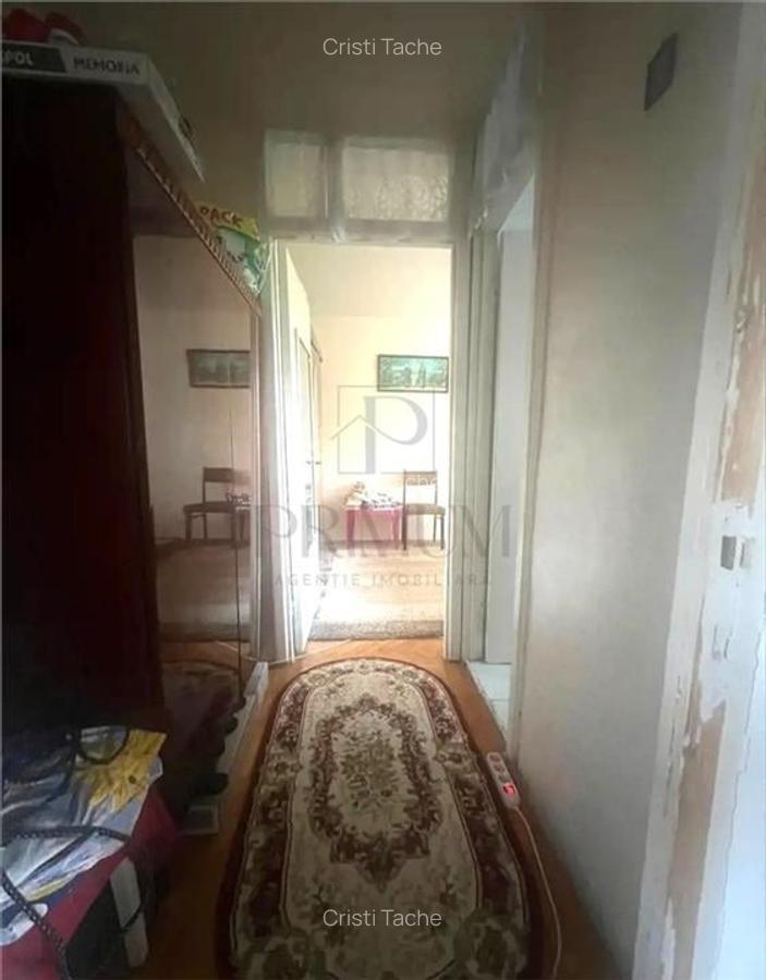 COMPLEXUL STUDENTESC - ETAJ 3 - BLOC IZOLAT - 3 cam - 2 bai - centrala proprie - 4
