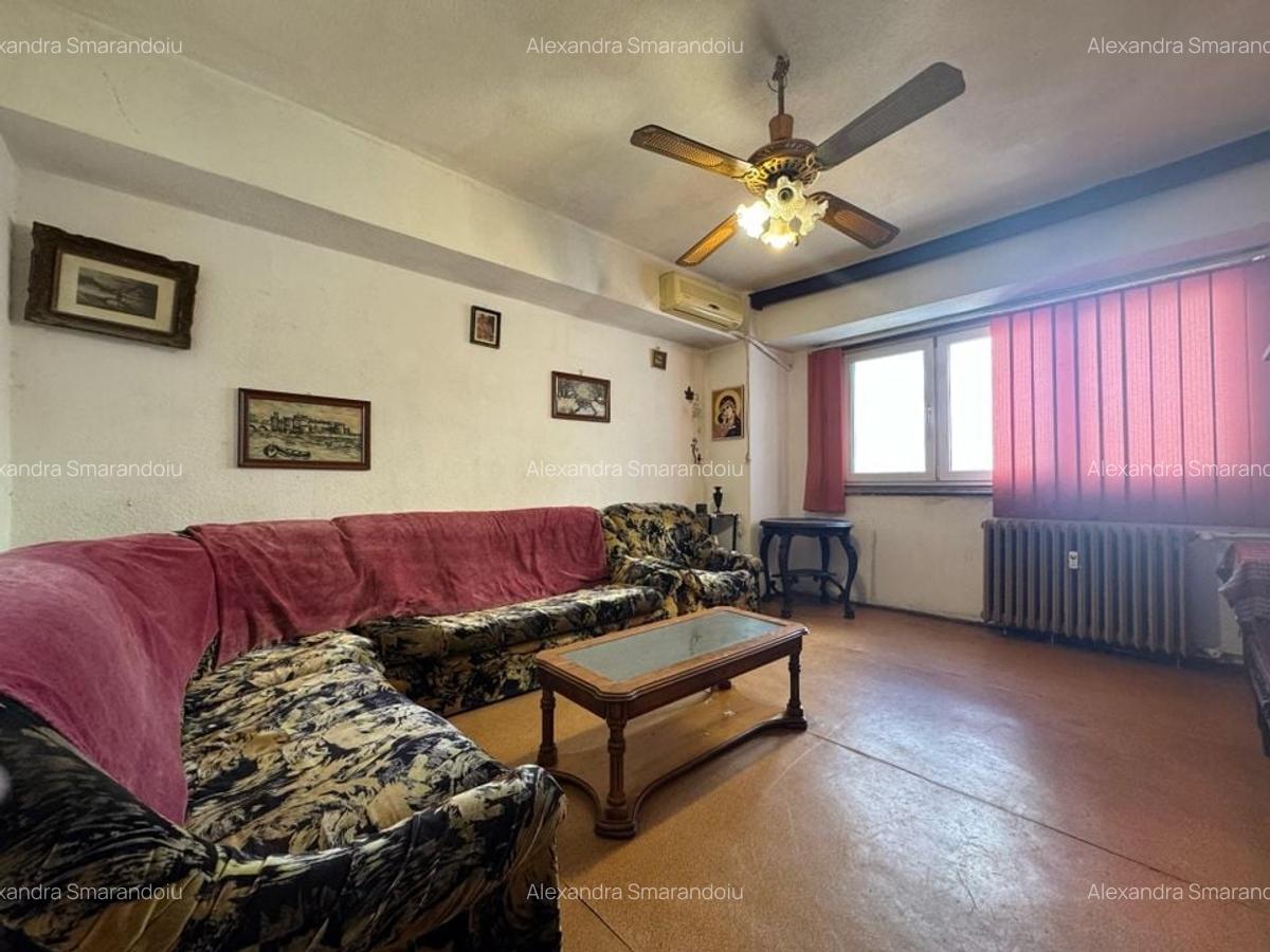 Apartament cu 3 camere decomandat în Titulescu - 1