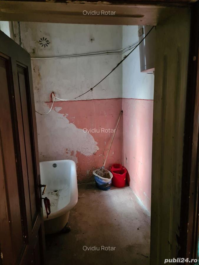 Apartament 3 camere 80,40 mp decomandat Vila veche tip bloc - 1