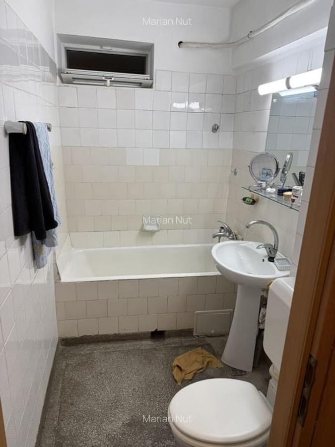 Apartament deosebit la 5 min de metrou - 9