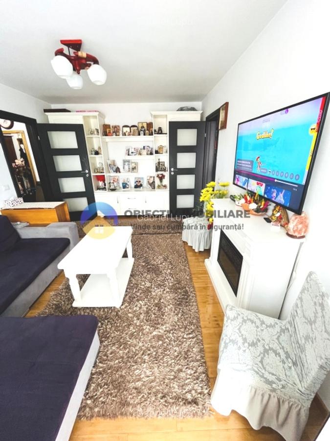 Apartament 2 camere de vanzare - Centru, Strada Mihai Eminescu - 2