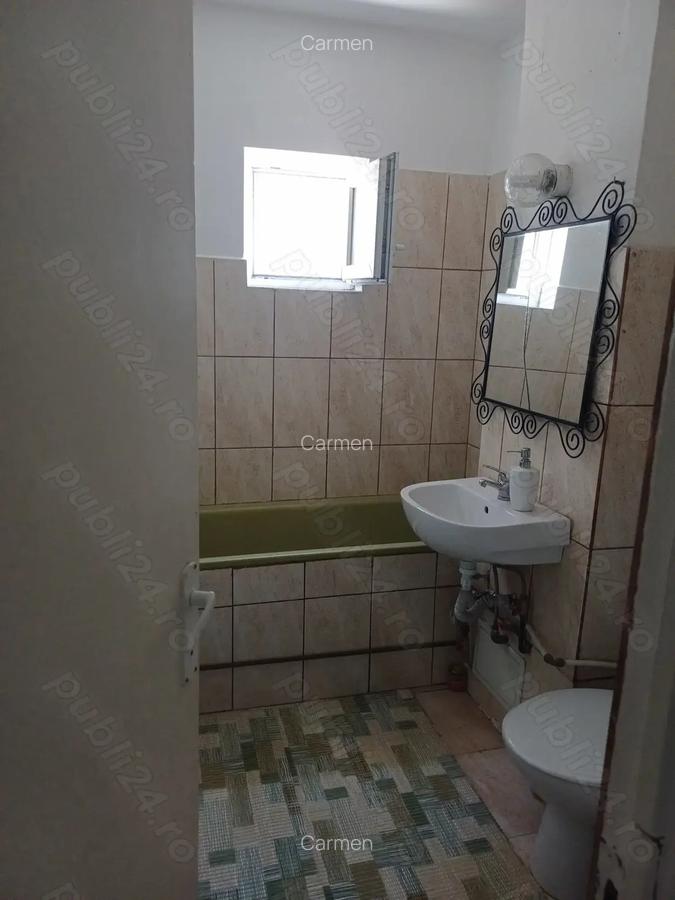 Proprietar vand apartament Torontalului - 2