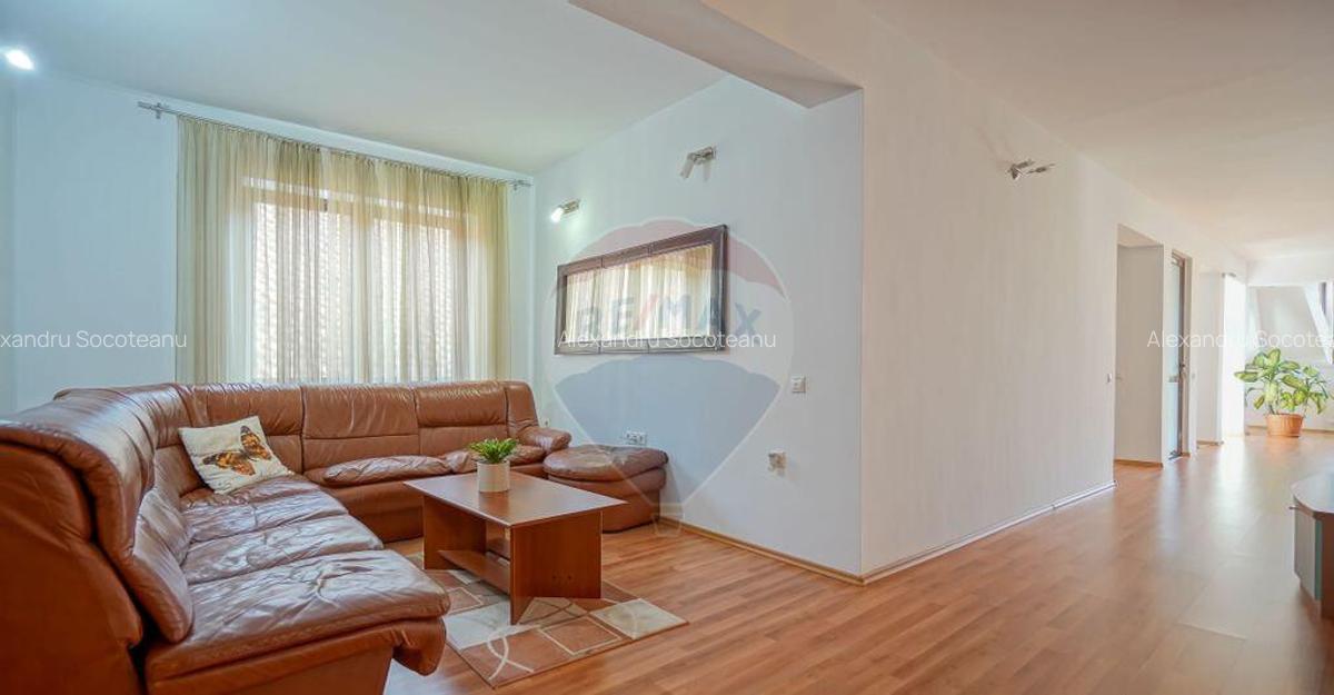 PIATA UNIRII 12BIS BRASOV | CLADIRE CU SPATIU COMERCIAL S... - 8