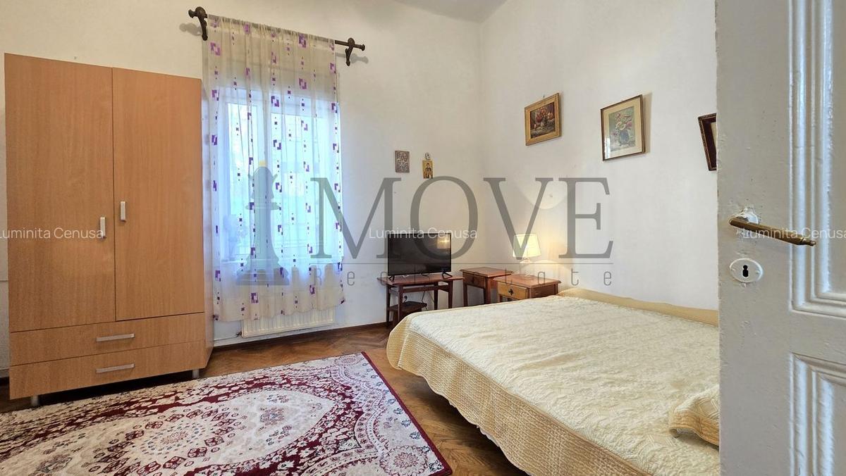Casa Parter + Demisol în Piata Romana - 11