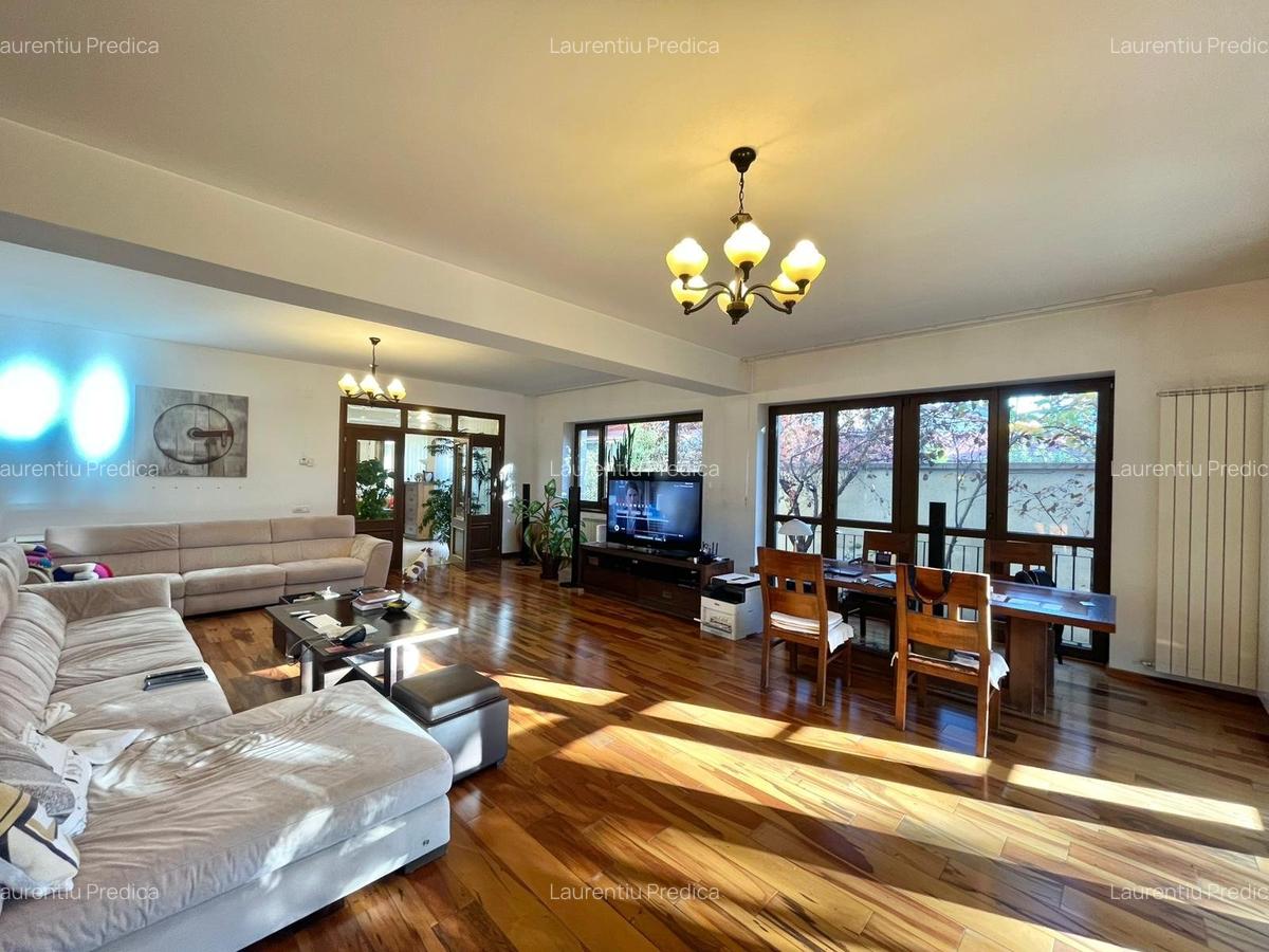 Casa - Damaroaia, Heerastrau, Expozitiei - 36