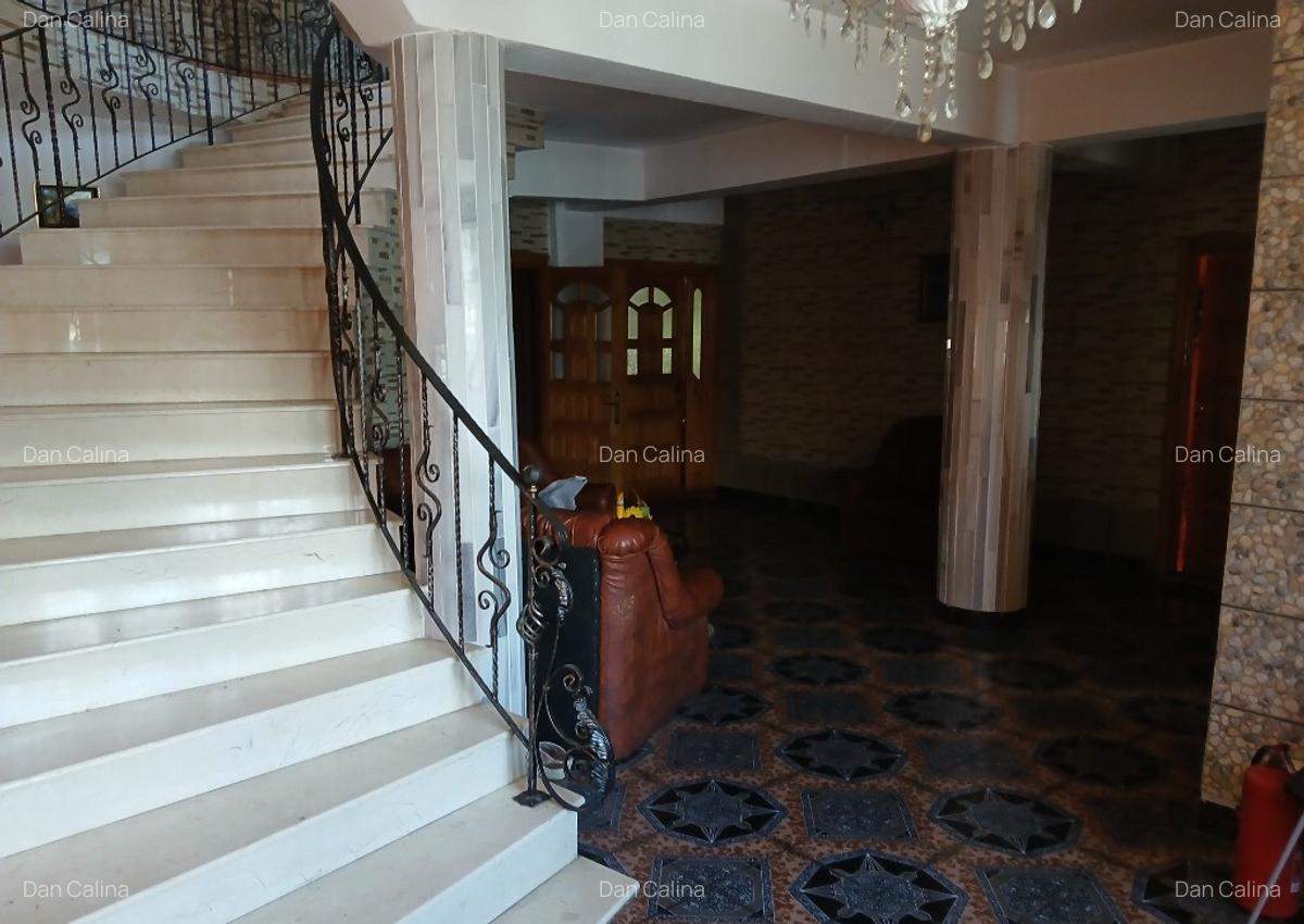 Vila v. sau inchiriere,pretabila pentru afaceri sau locuit Bucium Iasi - 4