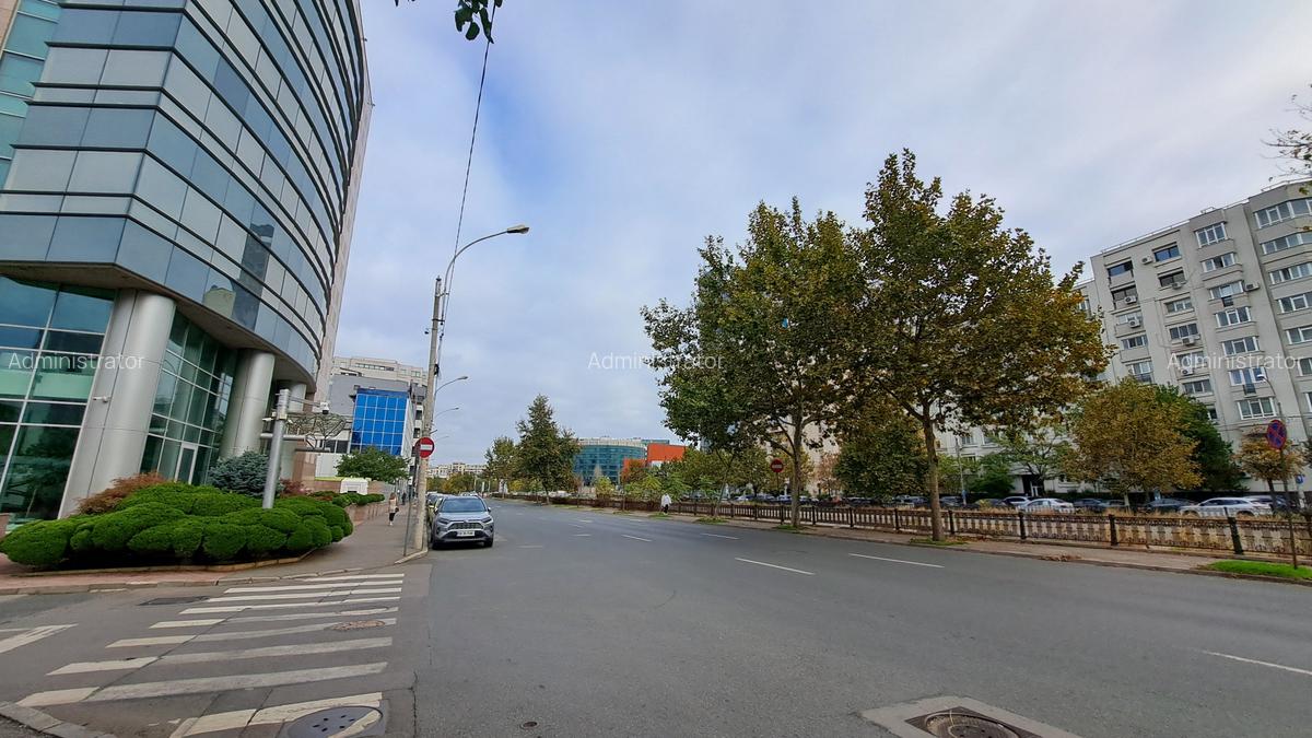 TEREN AMPLASAT IDEAL-  SPLAIUL UNIRII  -CAMERA DE INDUSTRIE - PASAJ MARASESTI - 7